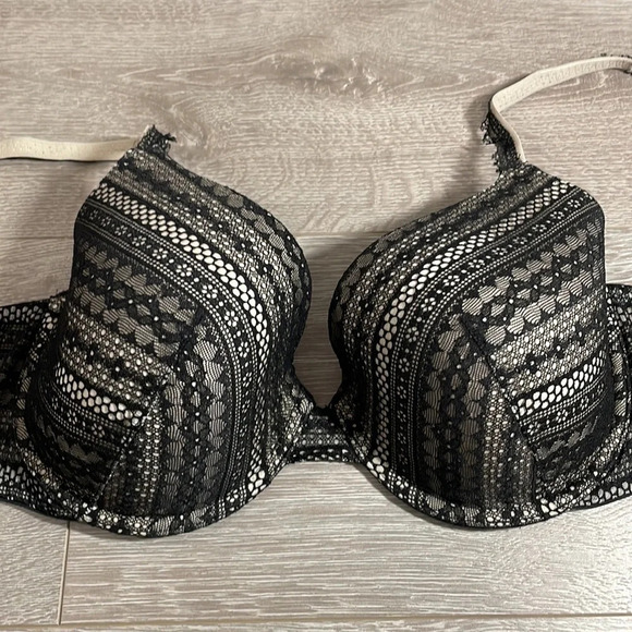 Victoria’s Secret Lined Perfect Coverage Bra Black Lace 38D - Picture 3 of 16